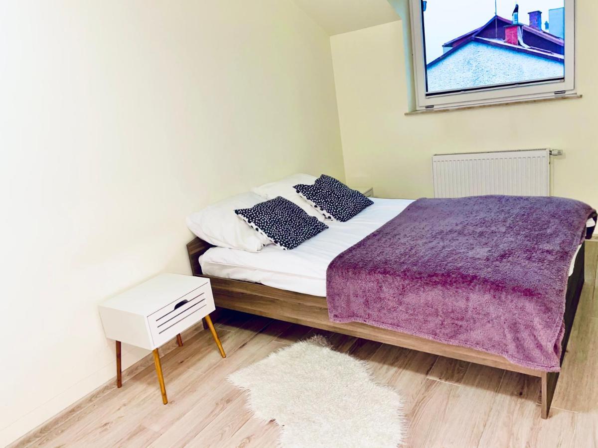 48m W Centrum Grojca Apartment *