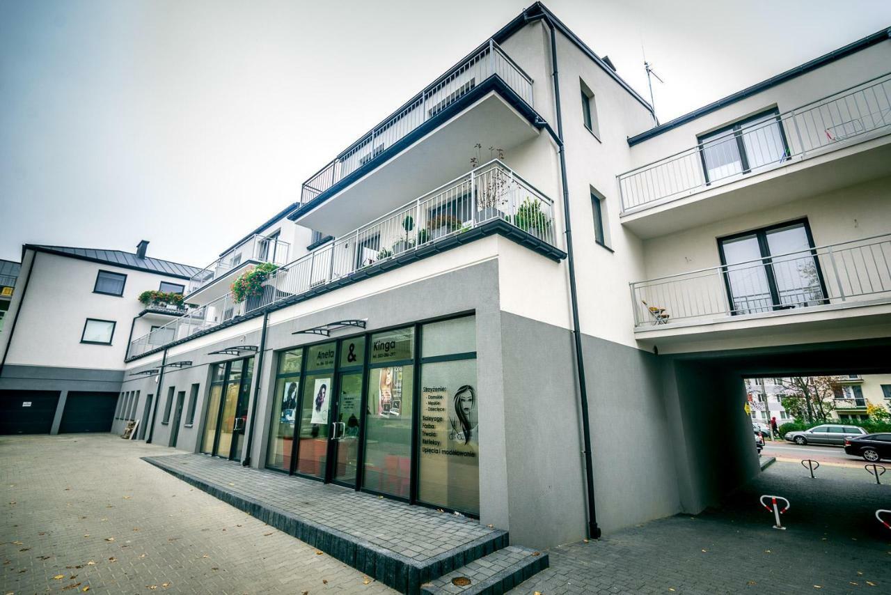 Апартаменти 48m W Centrum Grojca Grojec (Masovia)