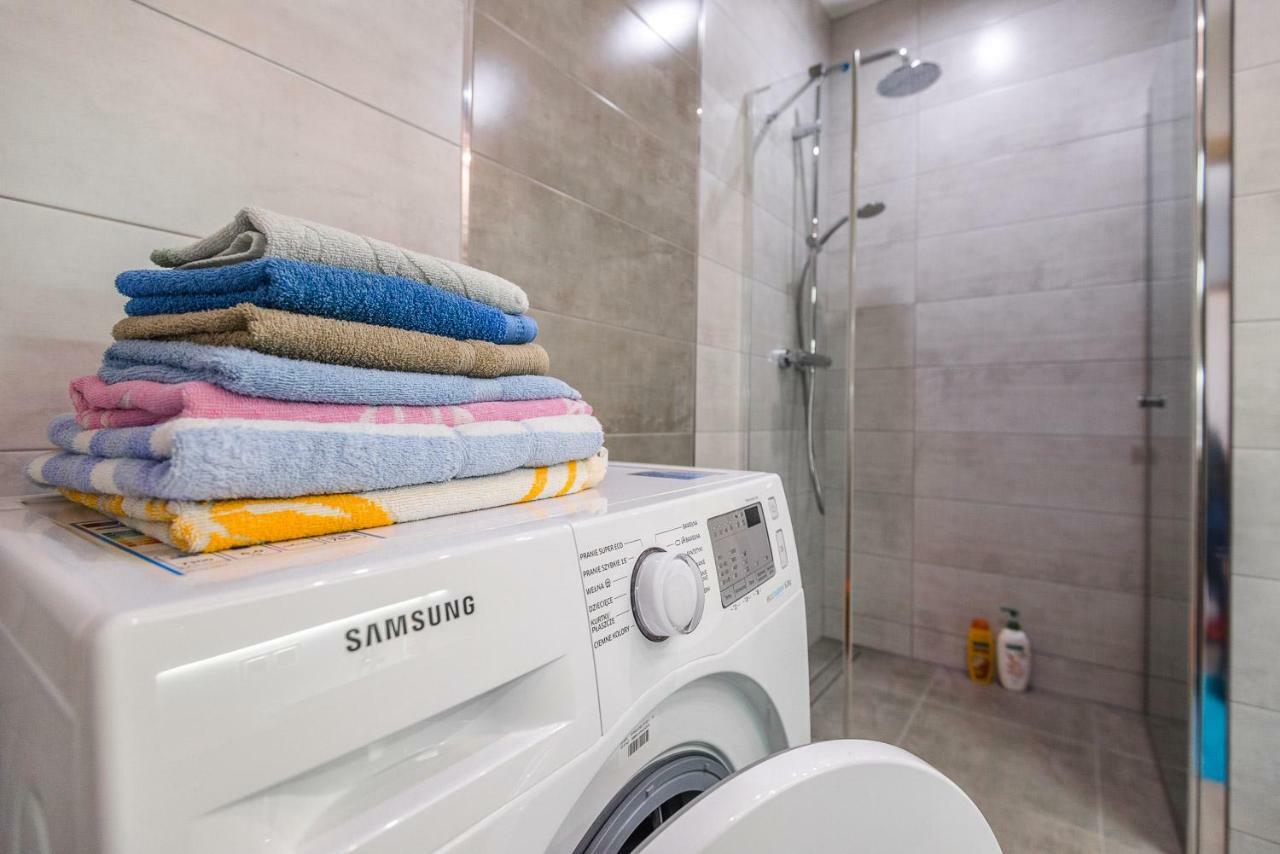 48m W Centrum Grojca Apartment