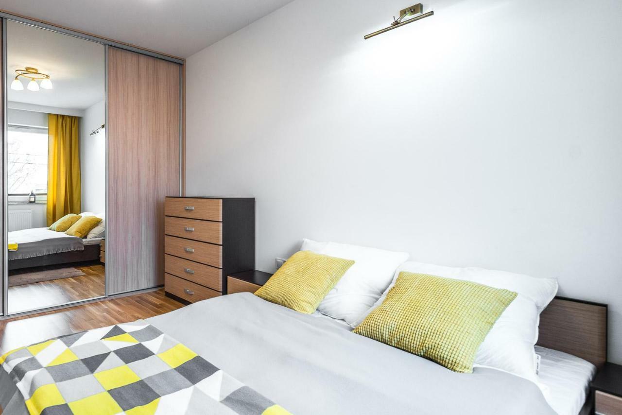 48m W Centrum Grojca Апартаменти