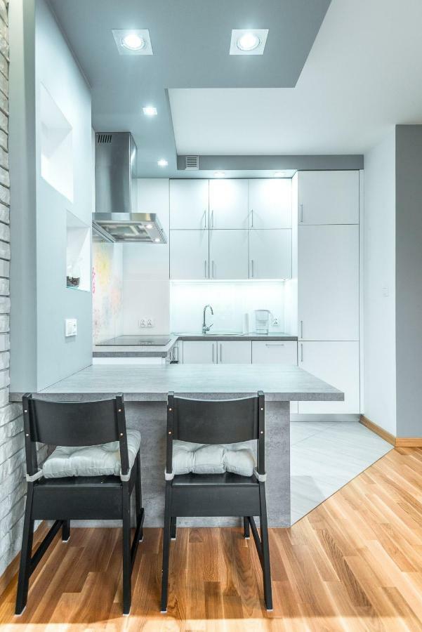 Апартаменти 48m W Centrum Grojca Grojec (Masovia)