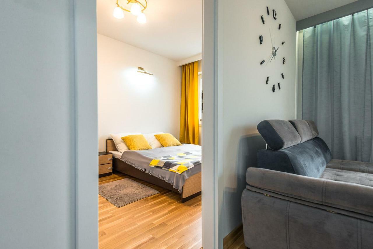 48m W Centrum Grojca Grojec (Masovia)
